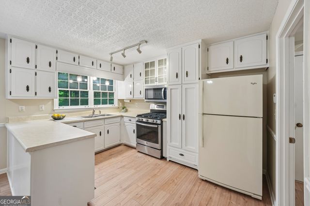 155 Forest Hall Lane, Fayetteville, GA 30214