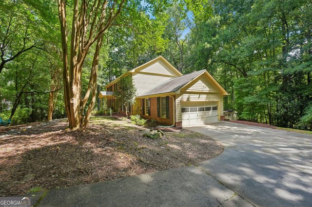 155 Forest Hall Lane, Fayetteville, GA 30214