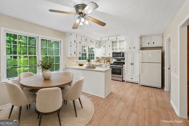 155 Forest Hall Lane, Fayetteville, GA 30214