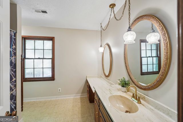 155 Forest Hall Lane, Fayetteville, GA 30214