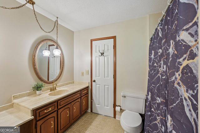 155 Forest Hall Lane, Fayetteville, GA 30214