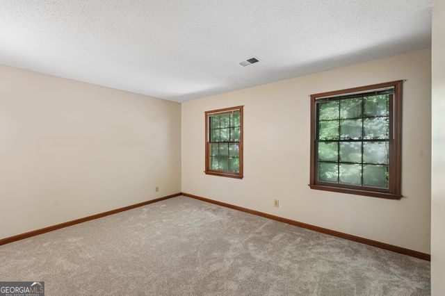 155 Forest Hall Lane, Fayetteville, GA 30214