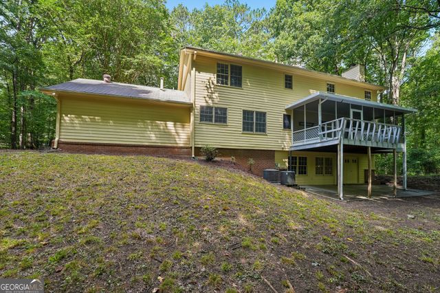 155 Forest Hall Lane, Fayetteville, GA 30214