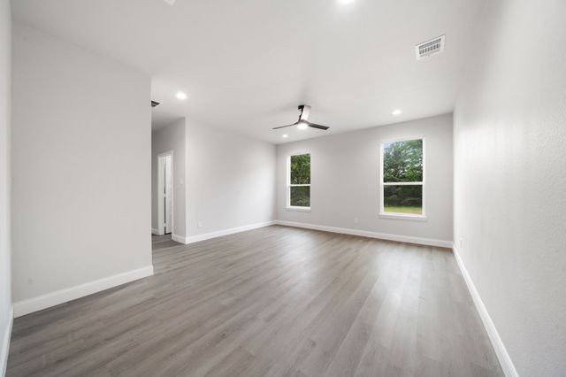 646 County Road 4109, Greenville, TX 75401