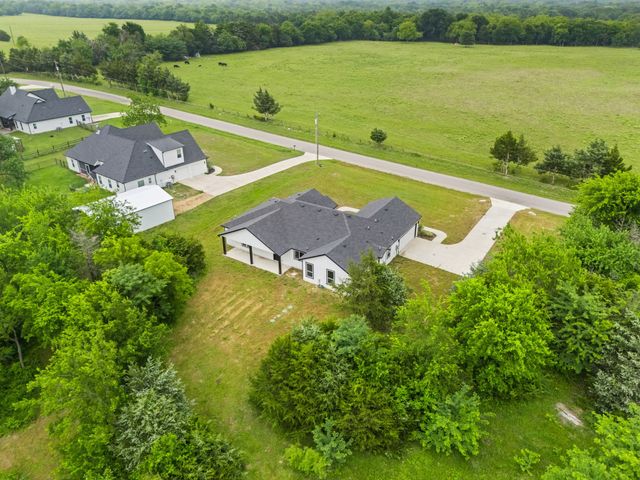 646 County Road 4109, Greenville, TX 75401