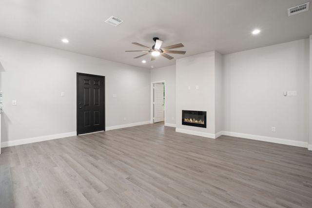 646 County Road 4109, Greenville, TX 75401