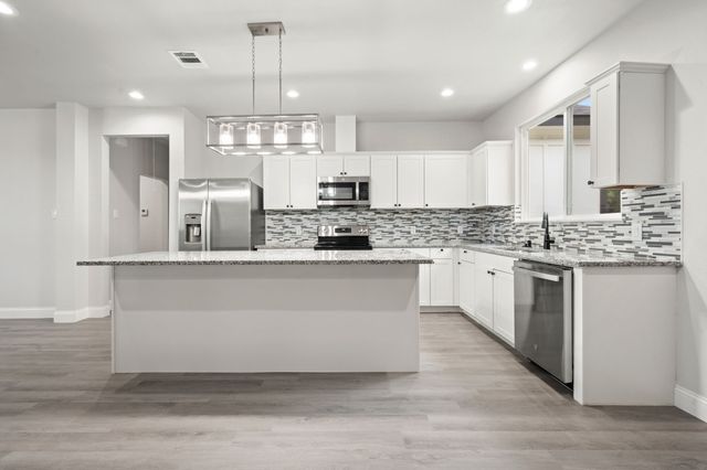 646 County Road 4109, Greenville, TX 75401