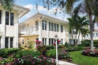 284 4th ST S 103, Naples, FL 34102