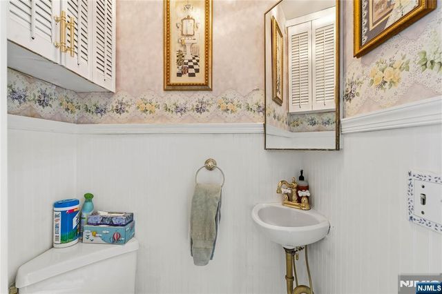 23 Pleasant Place, Kearny, NJ 07032