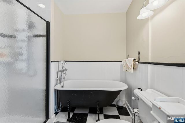 23 Pleasant Place, Kearny, NJ 07032