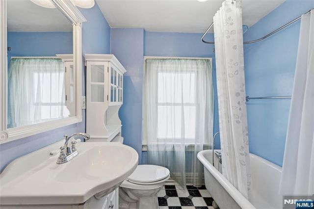23 Pleasant Place, Kearny, NJ 07032