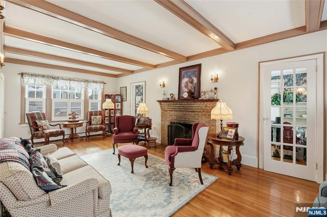 23 Pleasant Place, Kearny, NJ 07032