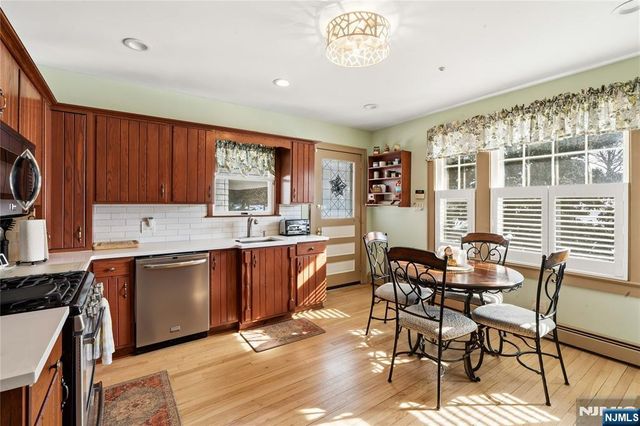 23 Pleasant Place, Kearny, NJ 07032