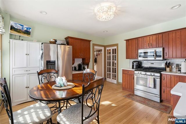 23 Pleasant Place, Kearny, NJ 07032