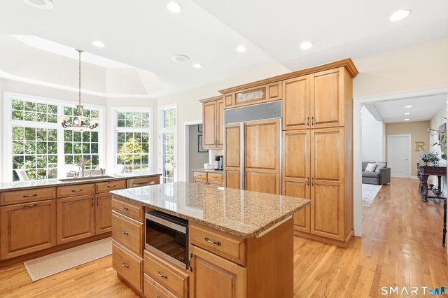 30 Carriage Drive, Easton, CT 06612