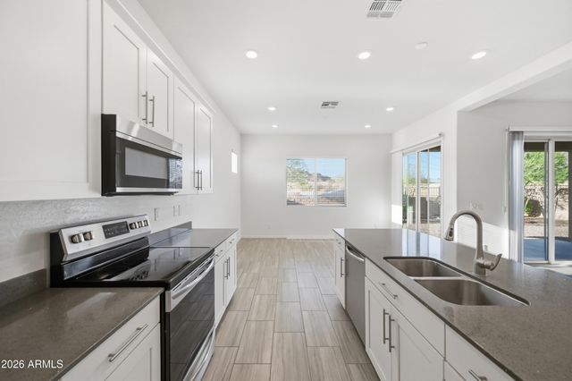 18526 W DESERT TRUMPET Road, Goodyear, AZ 85338