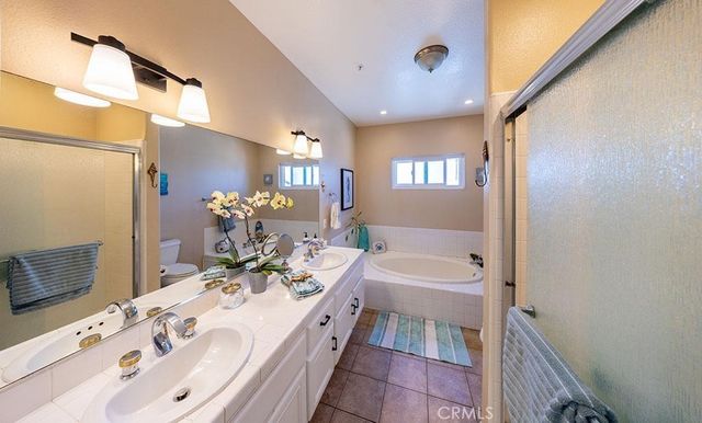 1516 Pacific Coast, Huntington Beach, CA 92648