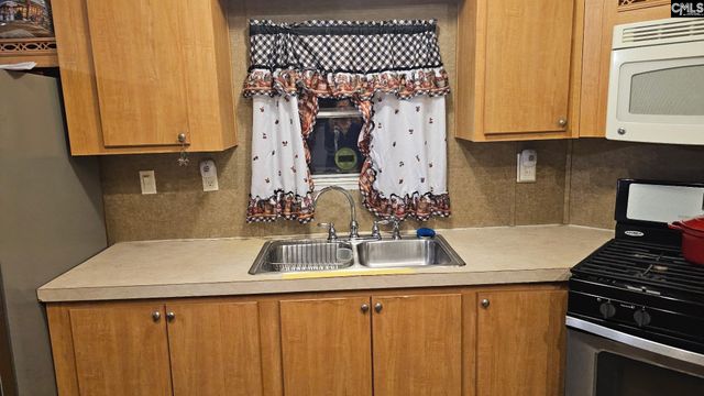 2581 Porter Road, Cassatt, SC 29032