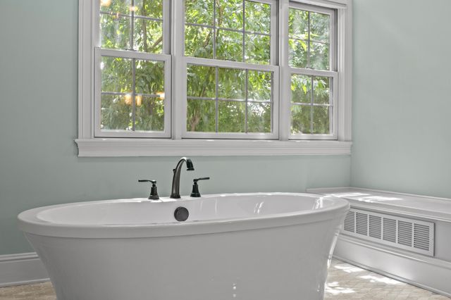 1047 Wil rose Lane, Versailles, KY 40383