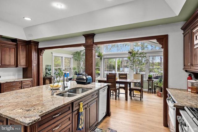 21 SHAWNEE TRL, Shamong, NJ 08088