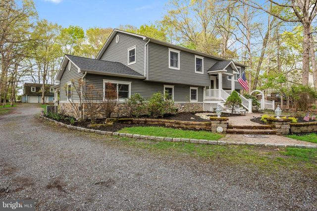 21 SHAWNEE TRL, Shamong, NJ 08088