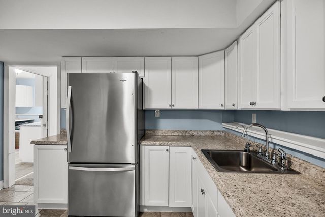 21 SHAWNEE TRL, Shamong, NJ 08088