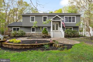 21 SHAWNEE TRL, Shamong, NJ 08088