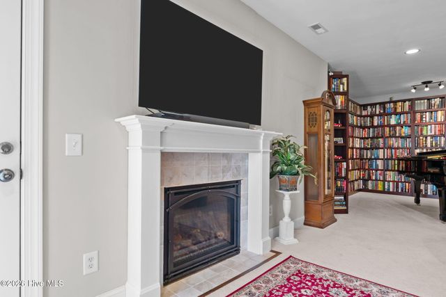 106 Clay Circle, West End, NC 27376