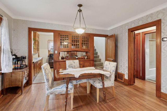 958 James Avenue, Saint Paul, MN 55102