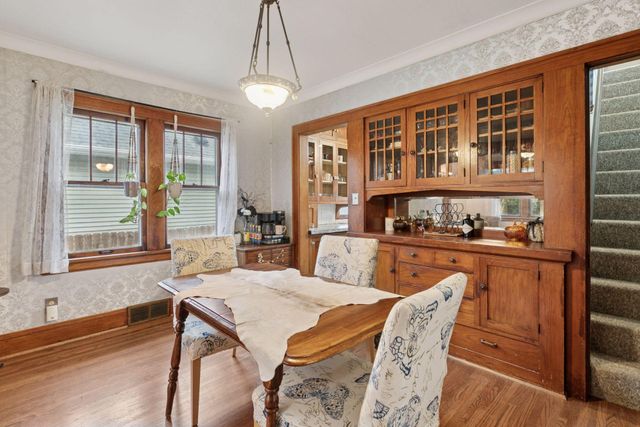 958 James Avenue, Saint Paul, MN 55102