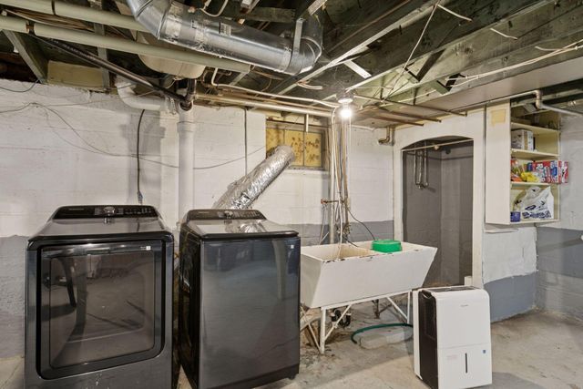 958 James Avenue, Saint Paul, MN 55102