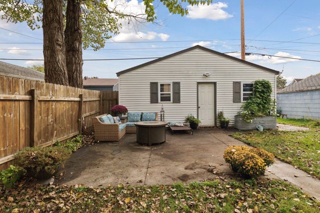 958 James Avenue, Saint Paul, MN 55102