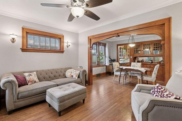 958 James Avenue, Saint Paul, MN 55102