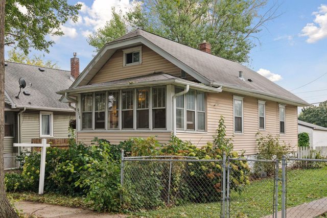 958 James Avenue, Saint Paul, MN 55102