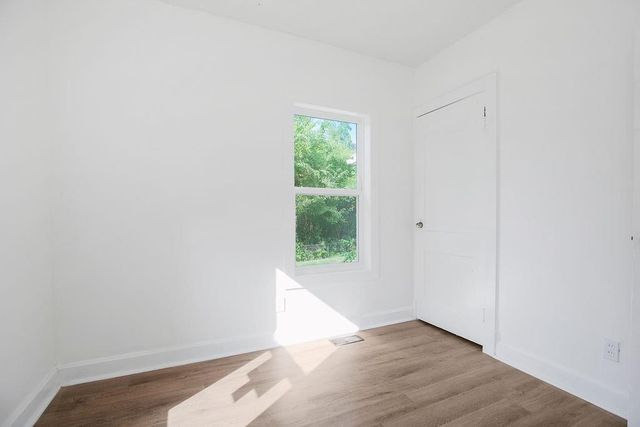 11230 Felton Street, Sugar Creek, MO 64054