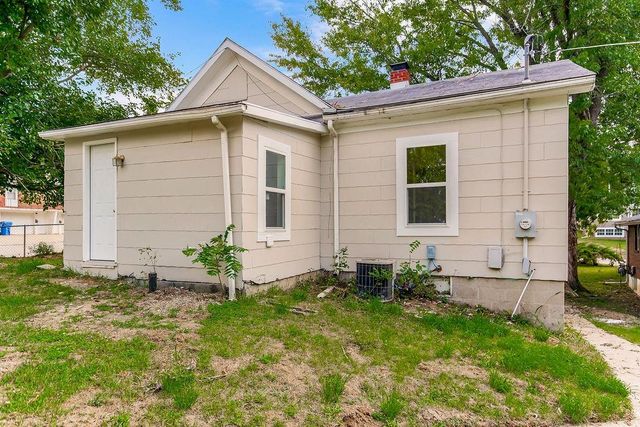 11230 Felton Street, Sugar Creek, MO 64054