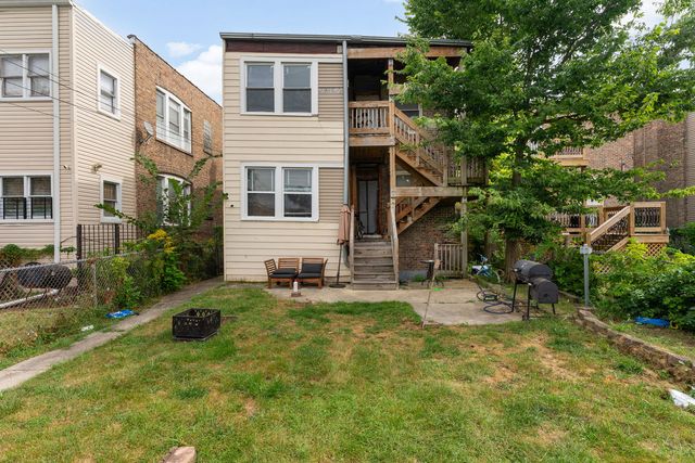 6820 S Dante Avenue, Chicago, IL 60637