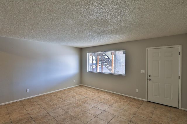 859 W Ray Road Apt 3, Chandler, AZ 85225