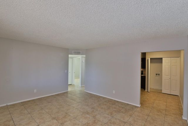 859 W Ray Road Apt 3, Chandler, AZ 85225