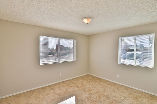 859 W Ray Road Apt 3, Chandler, AZ 85225