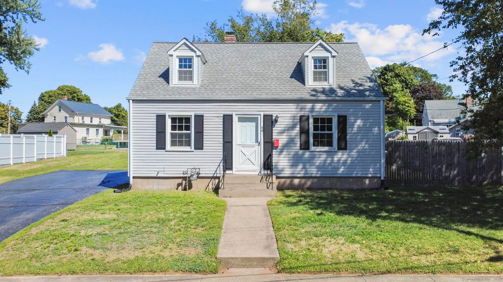 17 Westview Street, Hamden, CT 06514