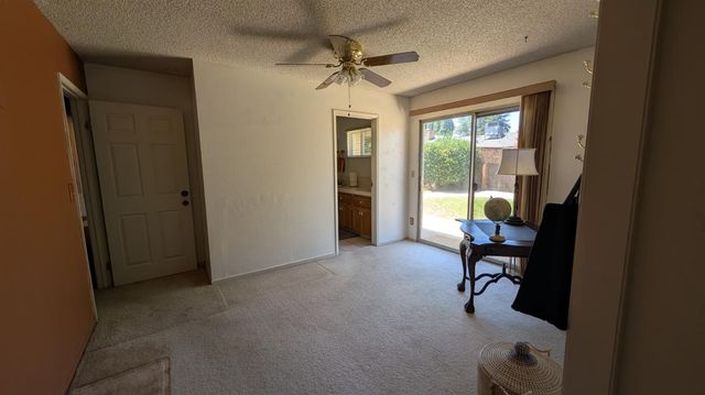 404 Fall Ave, Madera, CA 93637
