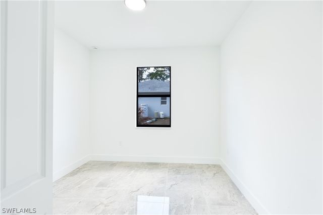 2774 56th AVE NE, Naples, FL 34120