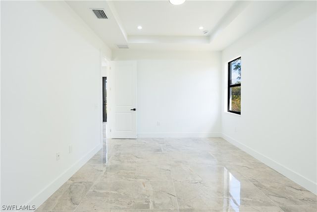 2774 56th AVE NE, Naples, FL 34120