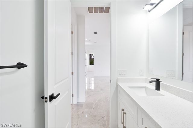 2774 56th AVE NE, Naples, FL 34120