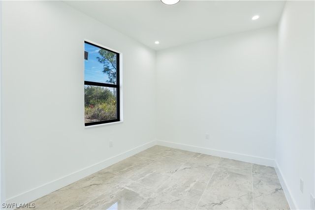 2774 56th AVE NE, Naples, FL 34120