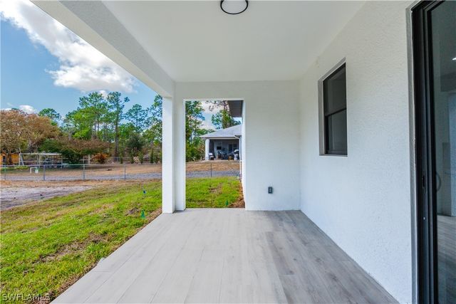 2774 56th AVE NE, Naples, FL 34120