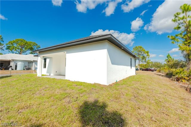 2774 56th AVE NE, Naples, FL 34120