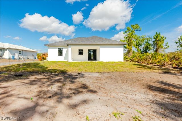 2774 56th AVE NE, Naples, FL 34120