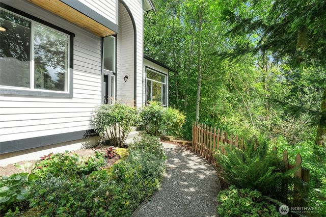 6326 247th Avenue NE, Redmond, WA 98053
